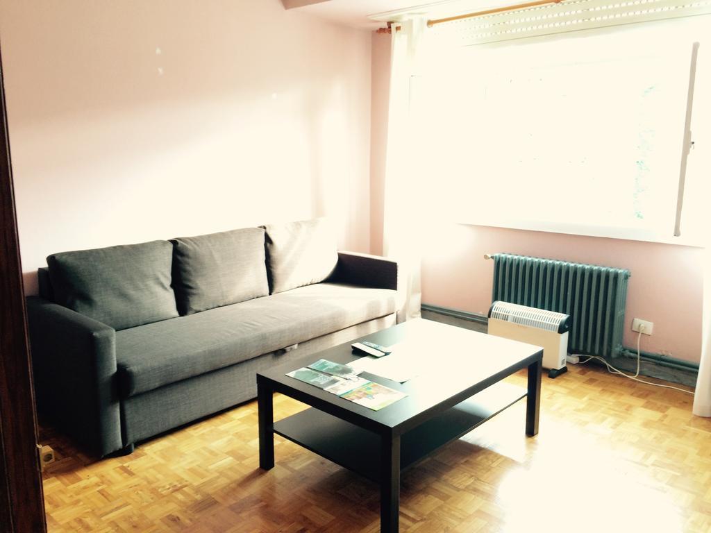 Apartment Lugo Rooms Стая снимка